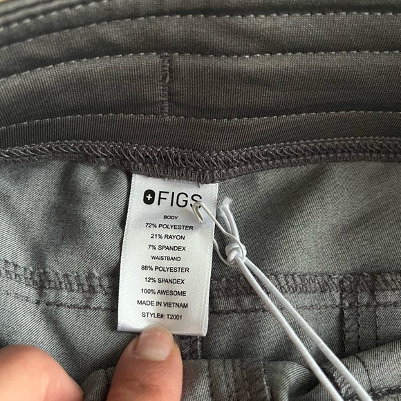 Figs Mens Graphite Gray Scrub Pants Axim Cargo Sz XL NWT - Picture 4 of 10